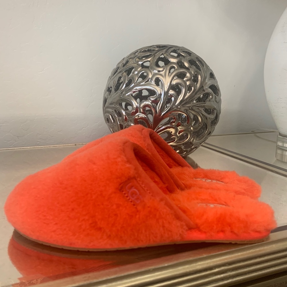 UGG Fluffette Slipper
